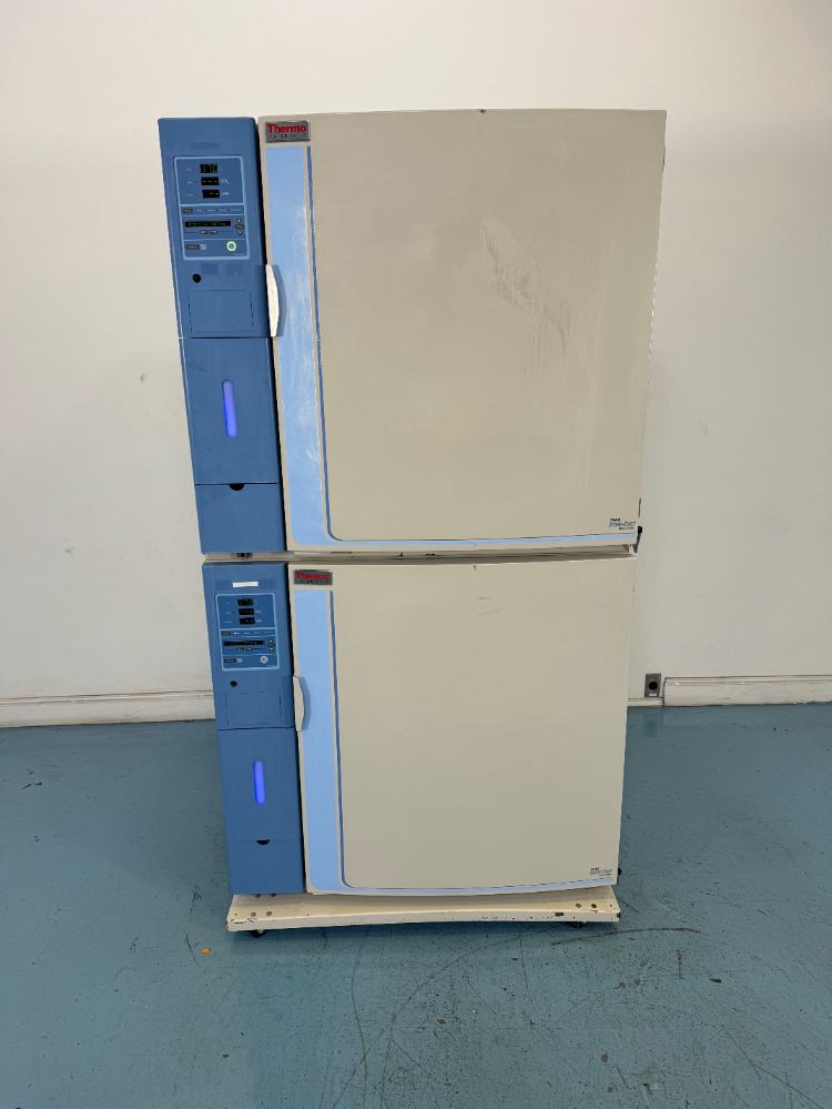 Image of Thermo Forma Steri-Cult Double Stack CO2 Incubator